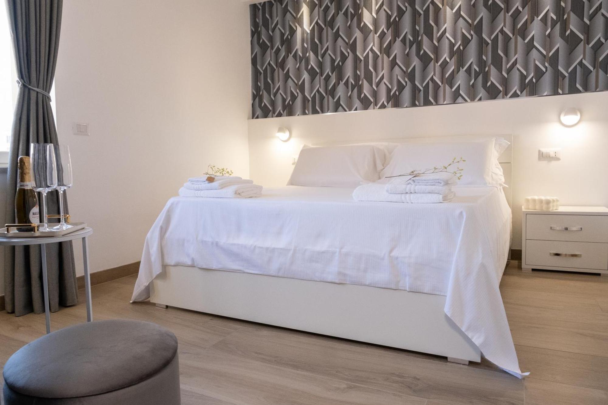 Coraline Deluxe Rooms Castellammare di Stabia Exterior photo